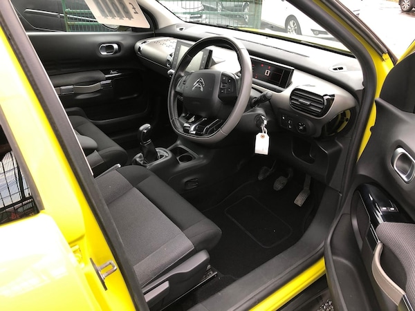 Used Citroen C4 Cactus 2015 for sale - 73797860: Photo 6