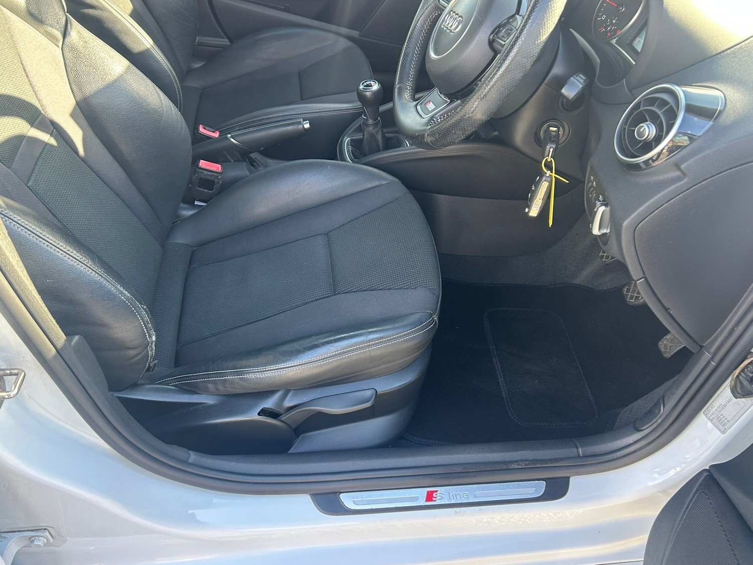Used Audi A1 2013 for sale - 76082971: Photo 16