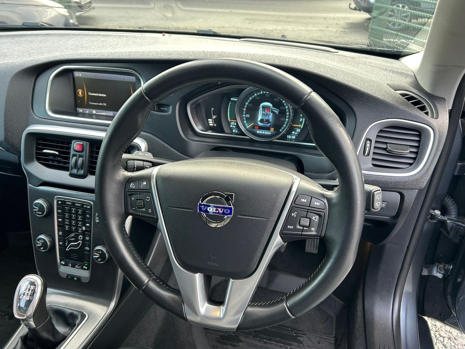 Used Volvo V40 2013 for sale - 77173353: Photo 11