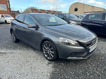 Used Volvo V40 2013 for sale - 77173353: Photo