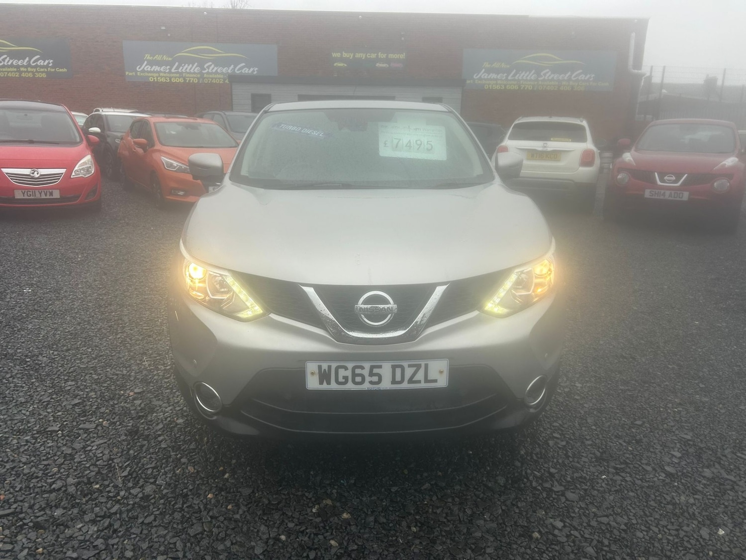 Used Nissan Qashqai 2015 for sale - 76725551: Photo 2