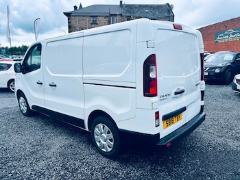 Used Renault Trafic 2018 for sale - 79440994: Photo
