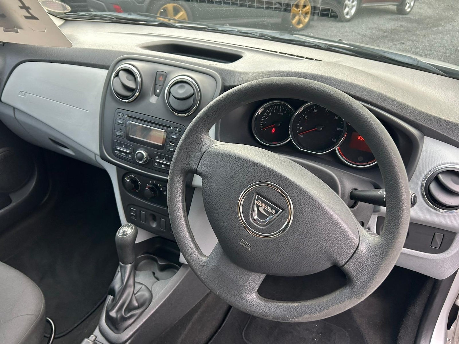 Used Dacia Sandero 2014 for sale - 76912601: Photo 10