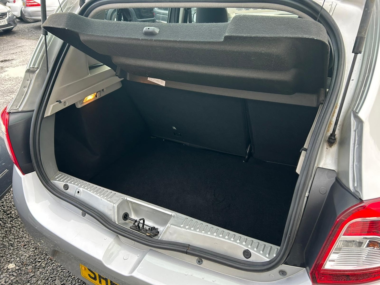 Used Dacia Sandero 2014 for sale - 76912601: Photo 12