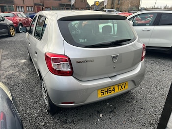 Used Dacia Sandero 2014 for sale - 76912601: Photo