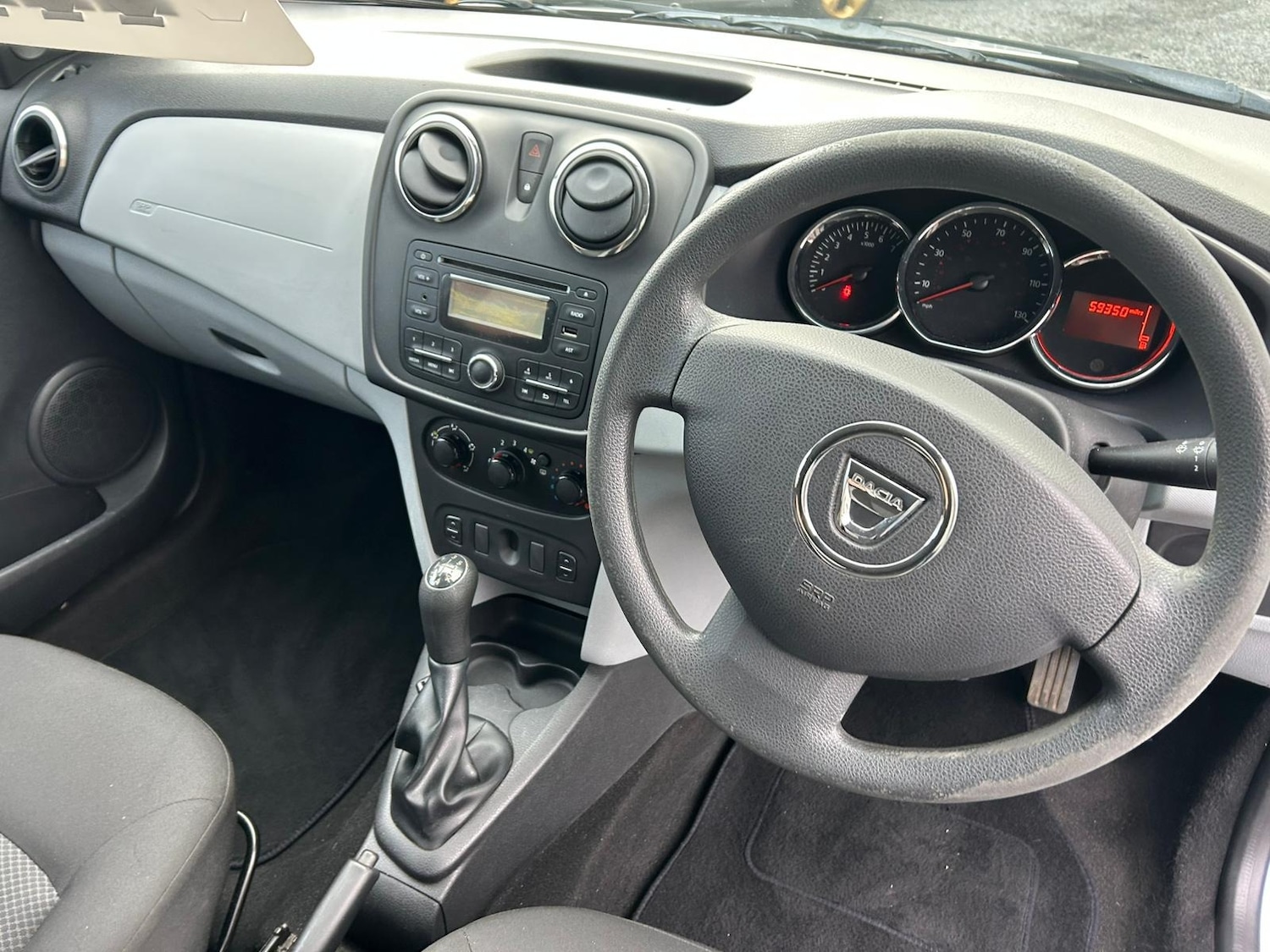 Used Dacia Sandero 2014 for sale - 76912601: Photo 9