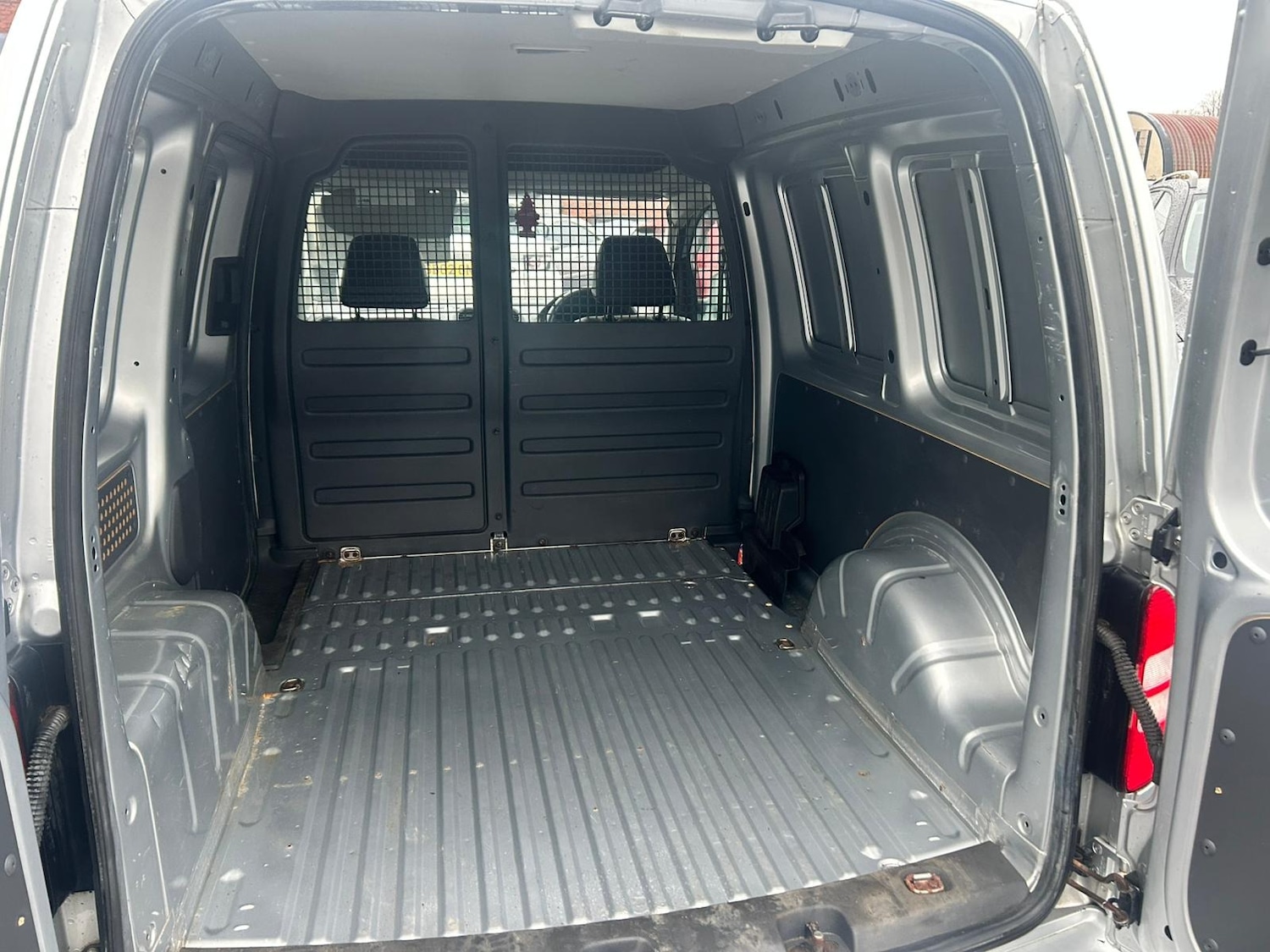 Used Volkswagen Caddy 2012 for sale - 77906934: Photo 10