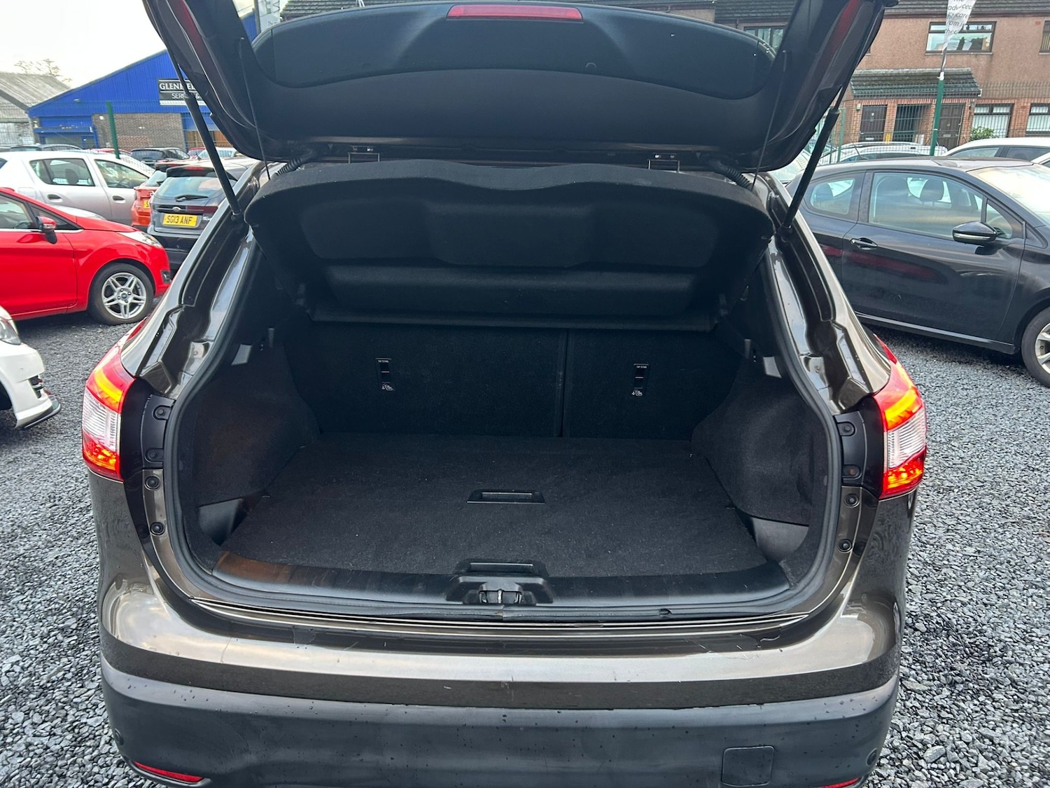 Used Nissan Qashqai 2014 for sale - 77027802: Photo 14