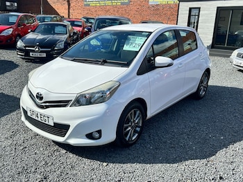Used Toyota Yaris 2014 for sale - 78185812: Photo