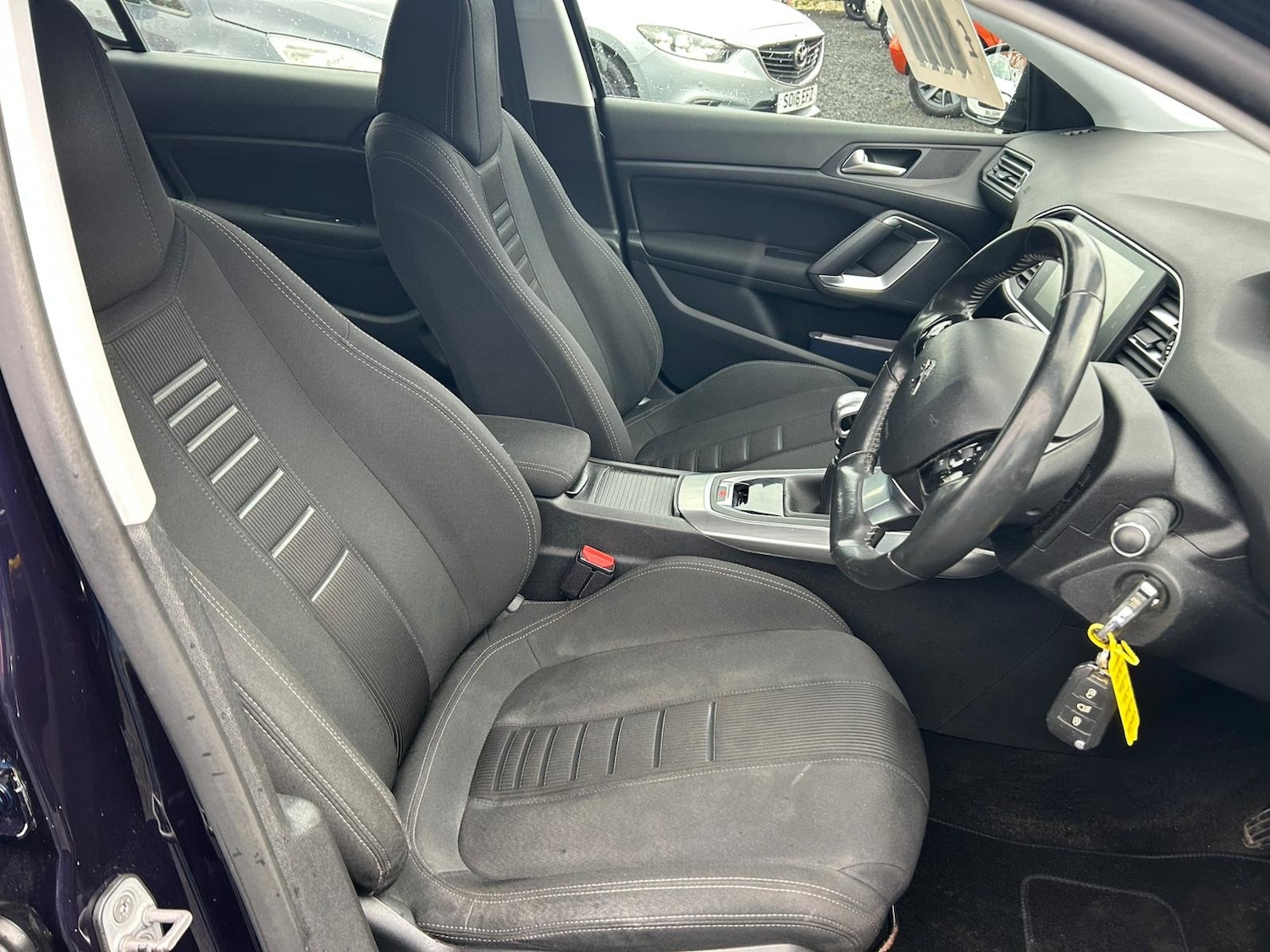 Used Peugeot 308 2014 for sale - 77173241: Photo 9