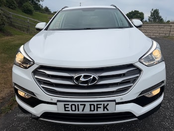 Used Hyundai Santa Fe 2017 for sale - 79338244: Photo