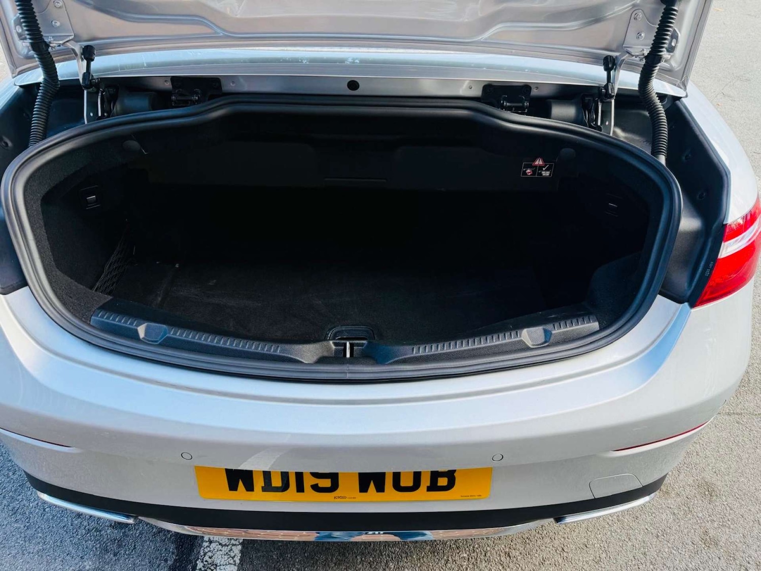 Used Mercedes-Benz E Class 2019 for sale - 75956107: Photo 26