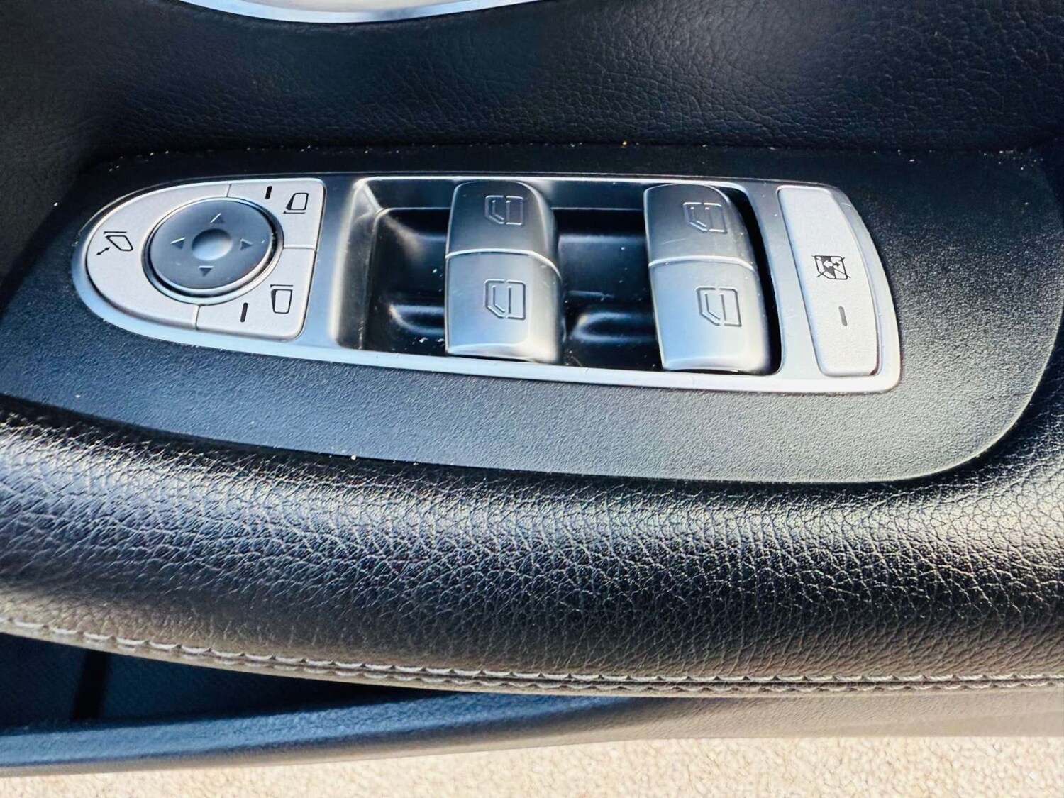 Used Mercedes-Benz E Class 2019 for sale - 75956107: Photo 70