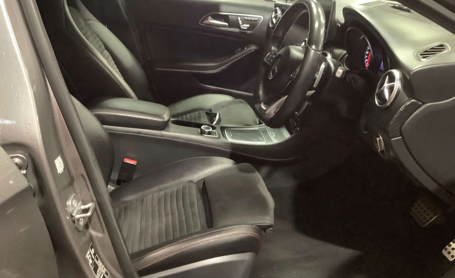 Used Mercedes-Benz A-Class 2018 for sale - 76948212: Photo 7