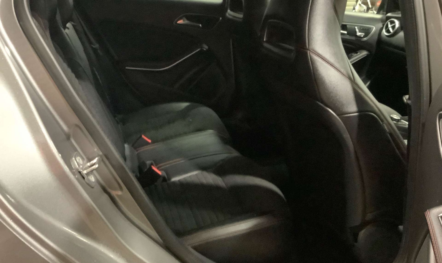 Used Mercedes-Benz A-Class 2018 for sale - 76948212: Photo 9