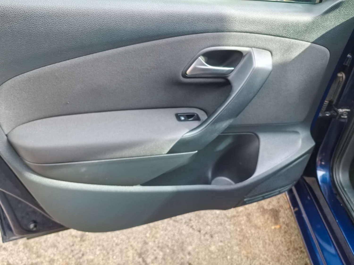 Used Volkswagen Polo 2012 for sale - 76601967: Photo 32