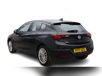 Used Vauxhall Astra 2017 for sale - 76567730: Photo