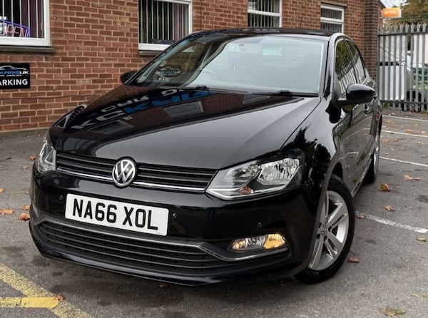 Used Volkswagen Polo 2016 for sale - 76018458: Photo 2