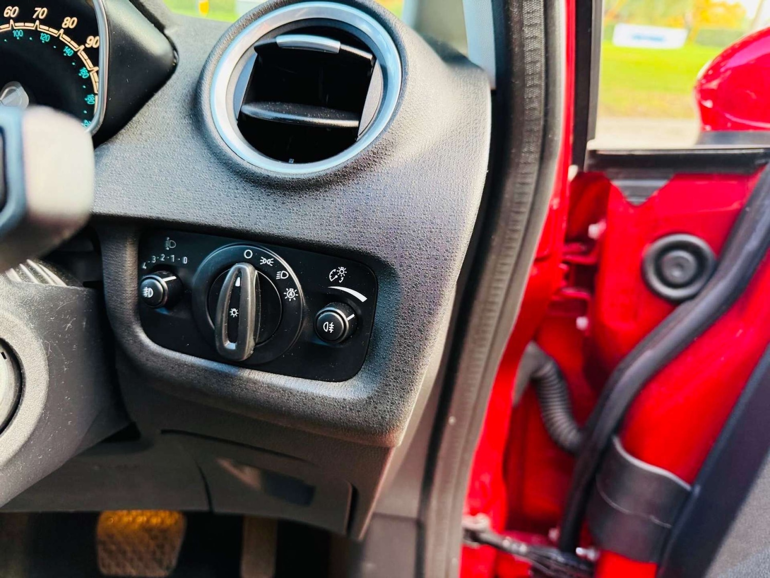 Used Ford Fiesta 2016 for sale - 76278530: Photo 18