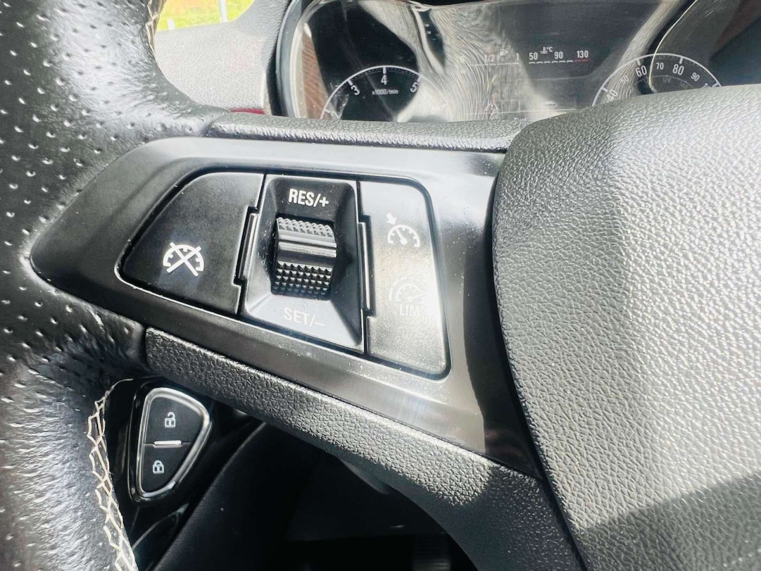 Used Vauxhall Corsa 2018 for sale - 76601197: Photo 18