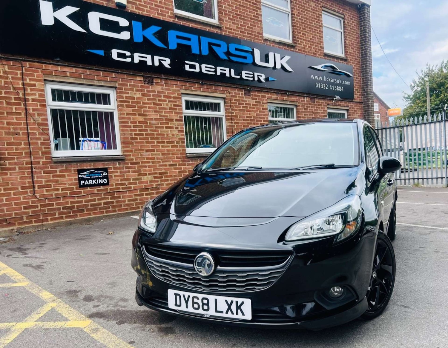 Used Vauxhall Corsa 2018 for sale - 76601197: Photo 2