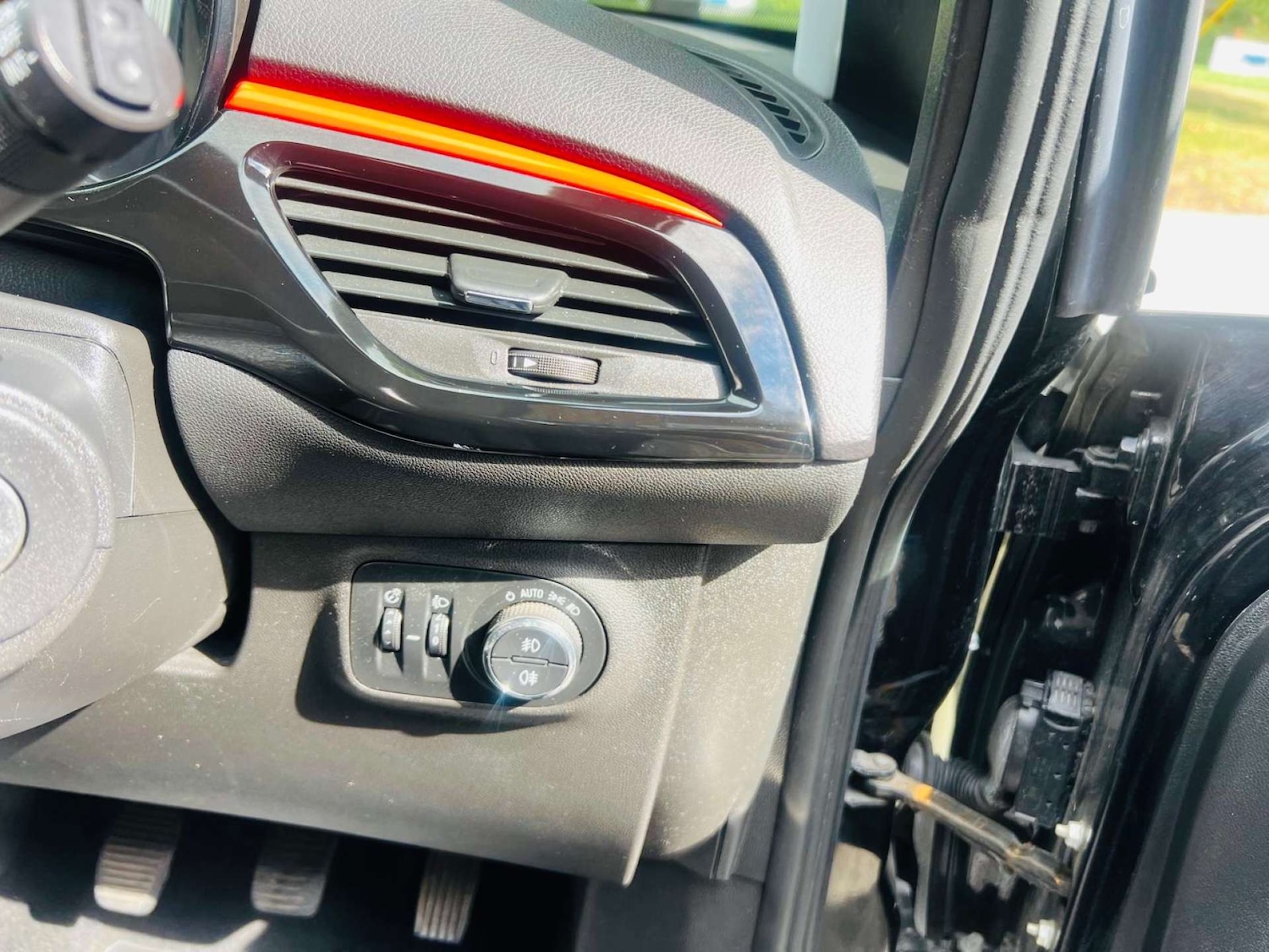 Used Vauxhall Corsa 2018 for sale - 76601197: Photo 45