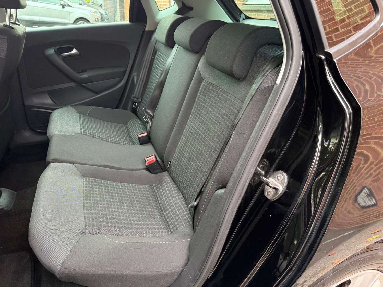 Used Volkswagen Polo 2016 for sale - 76601374: Photo 17