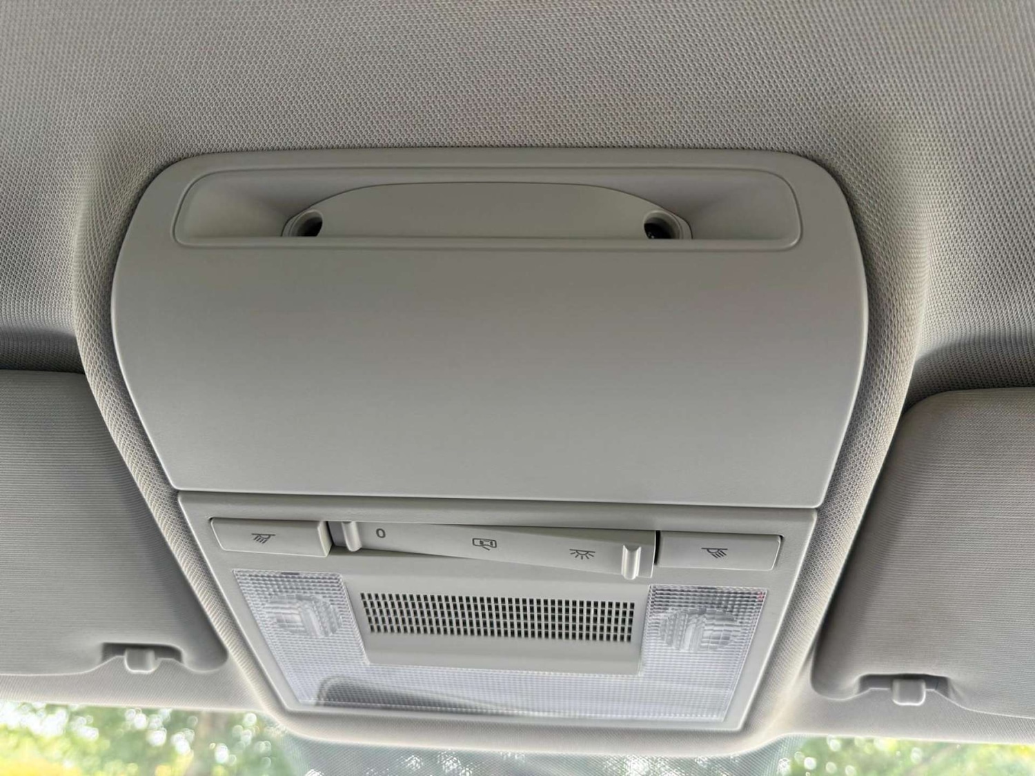 Used Volkswagen Polo 2016 for sale - 76601374: Photo 25