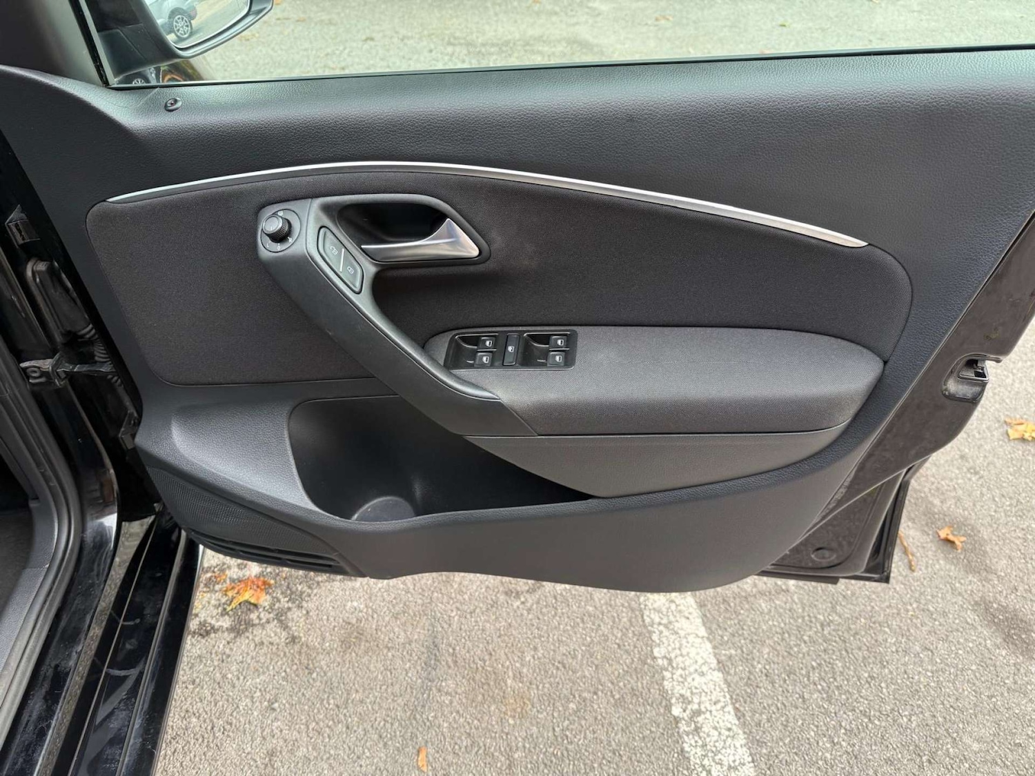 Used Volkswagen Polo 2016 for sale - 76601374: Photo 28