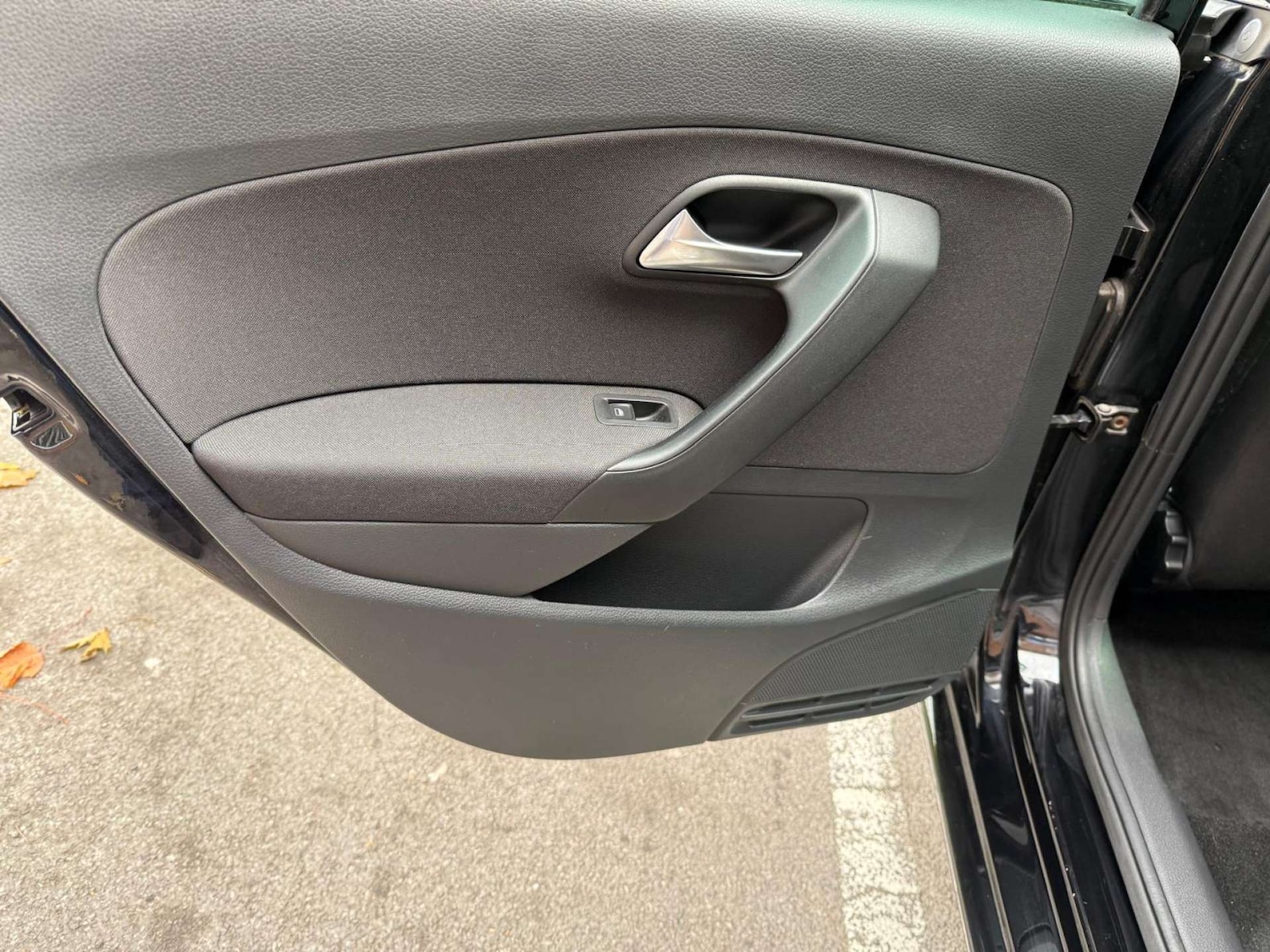 Used Volkswagen Polo 2016 for sale - 76601374: Photo 31