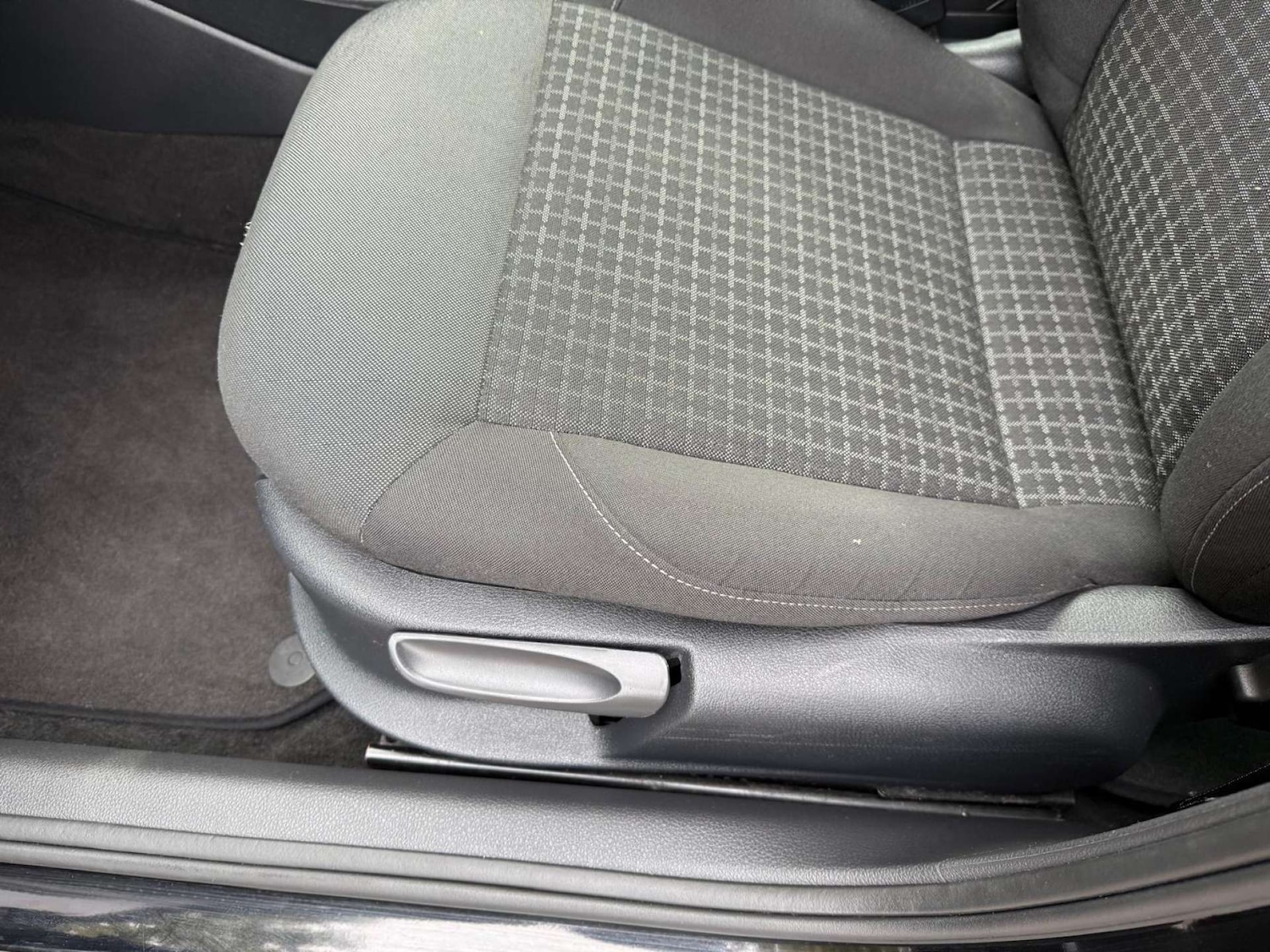 Used Volkswagen Polo 2016 for sale - 76601374: Photo 63