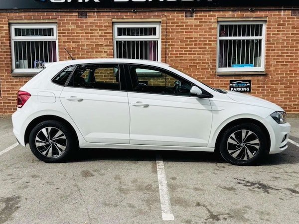 Used Volkswagen Polo 2018 for sale - 76018457: Photo 2