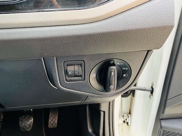 Used Volkswagen Polo 2018 for sale - 76018457: Photo 38