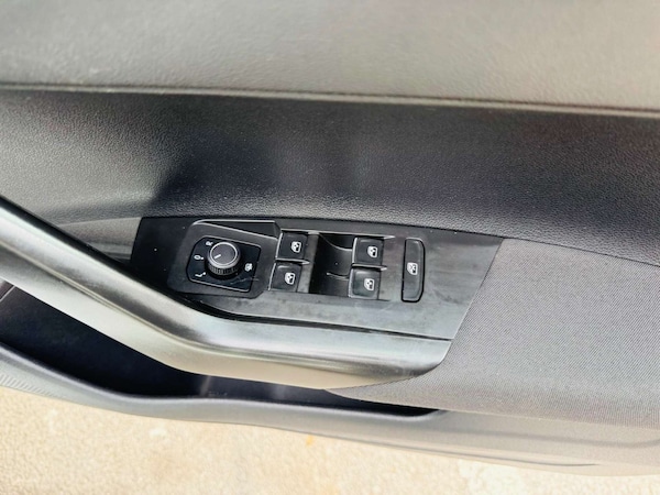 Used Volkswagen Polo 2018 for sale - 76018457: Photo 40