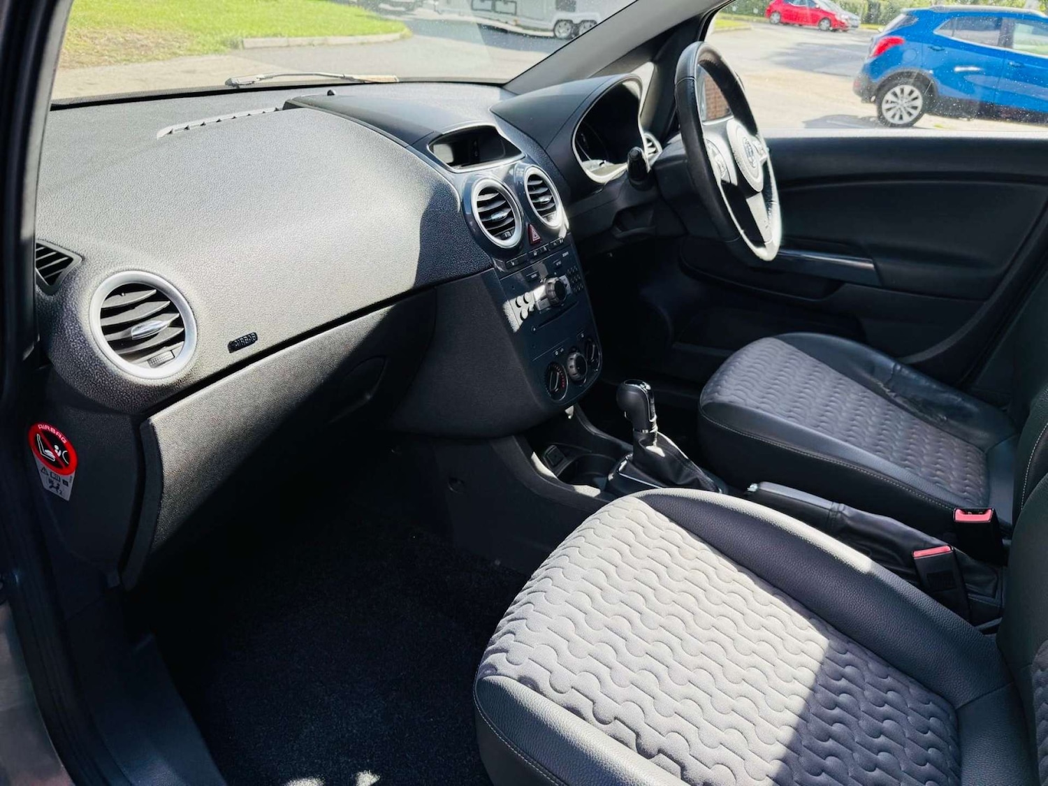 Used Vauxhall Corsa 2011 for sale - 75910020: Photo 47