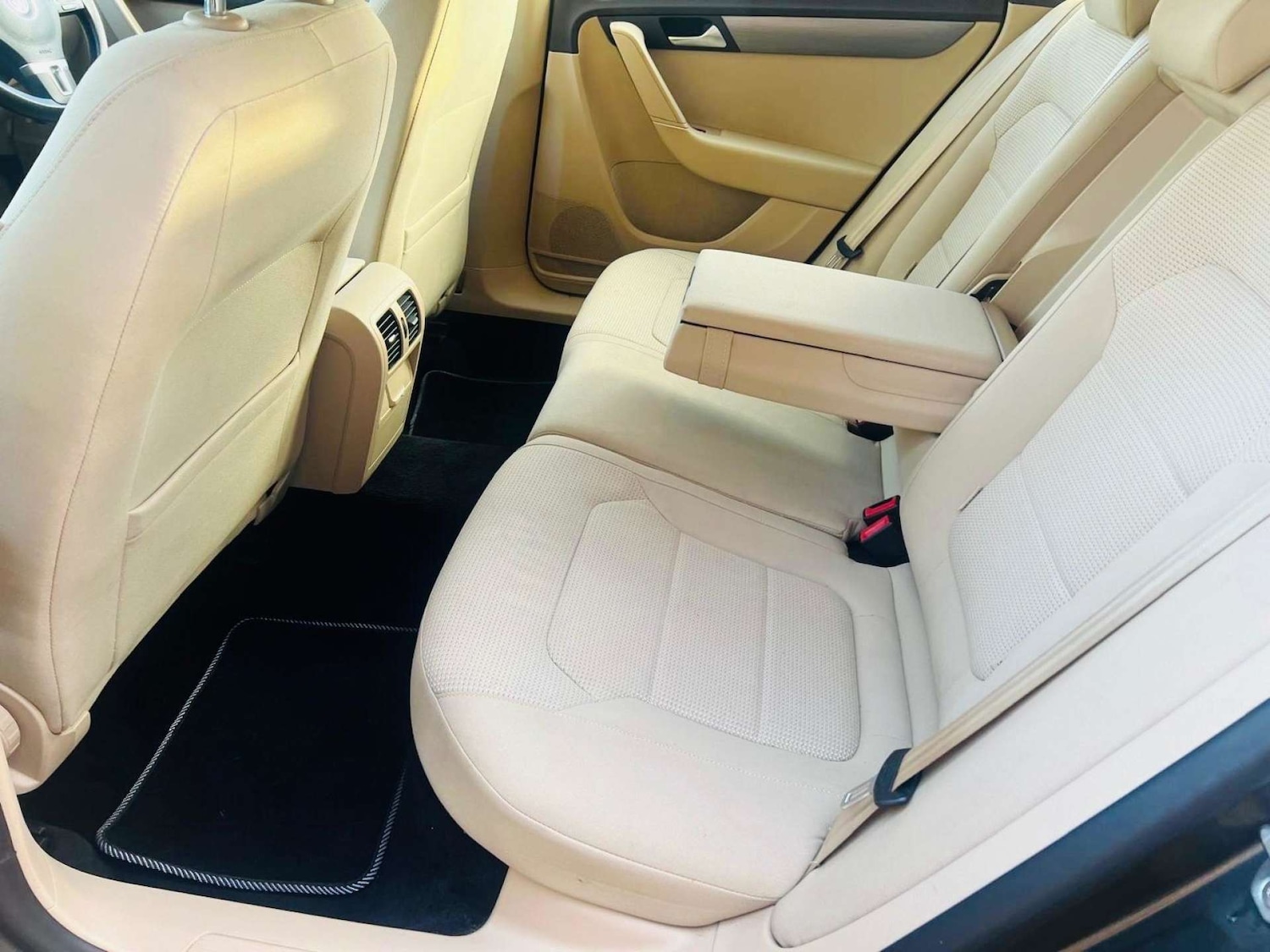 Used Volkswagen Passat 2012 for sale - 76278389: Photo 28