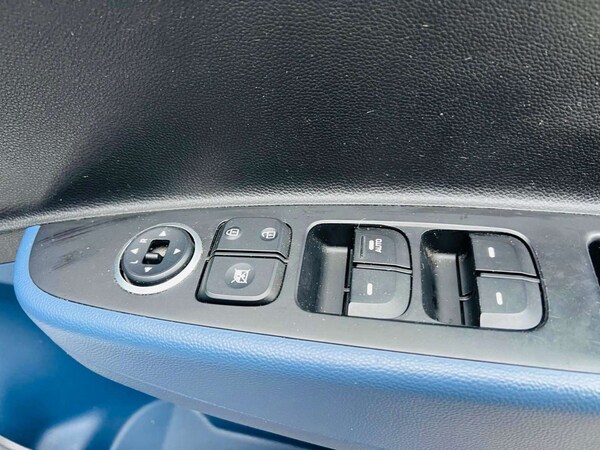 Used Hyundai i10 2014 for sale - 74911516: Photo 32