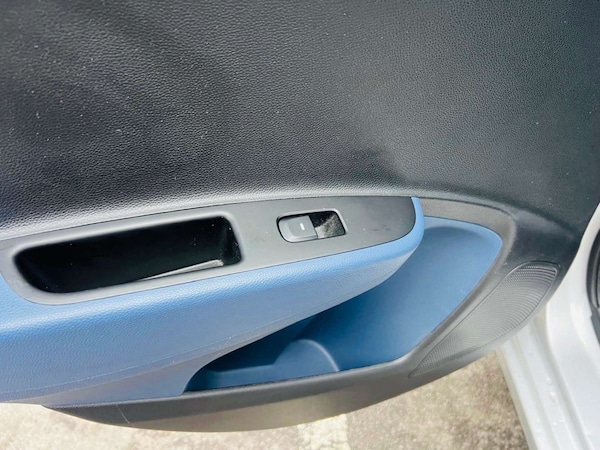 Used Hyundai i10 2014 for sale - 74911516: Photo 61