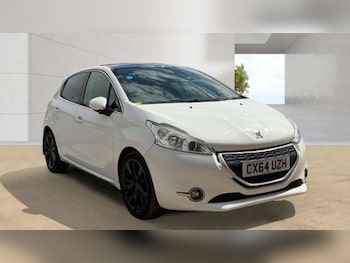 Used Peugeot 208 2014 for sale - 79174104: Photo