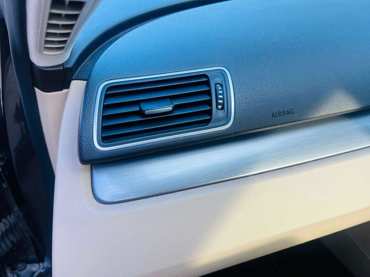 Used Volkswagen Passat 2012 for sale - 76600792: Photo 60