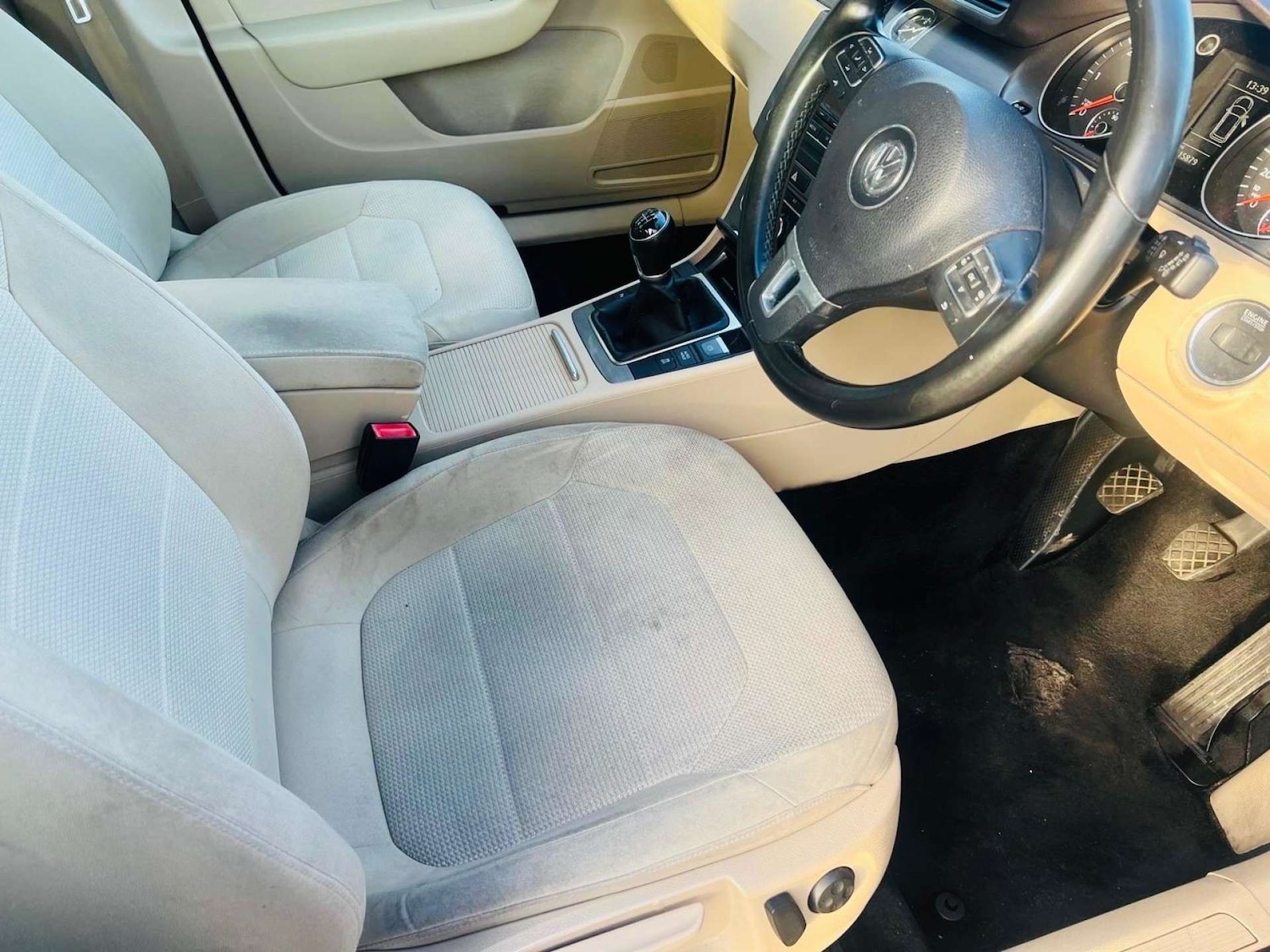 Used Volkswagen Passat 2012 for sale - 76600792: Photo 9