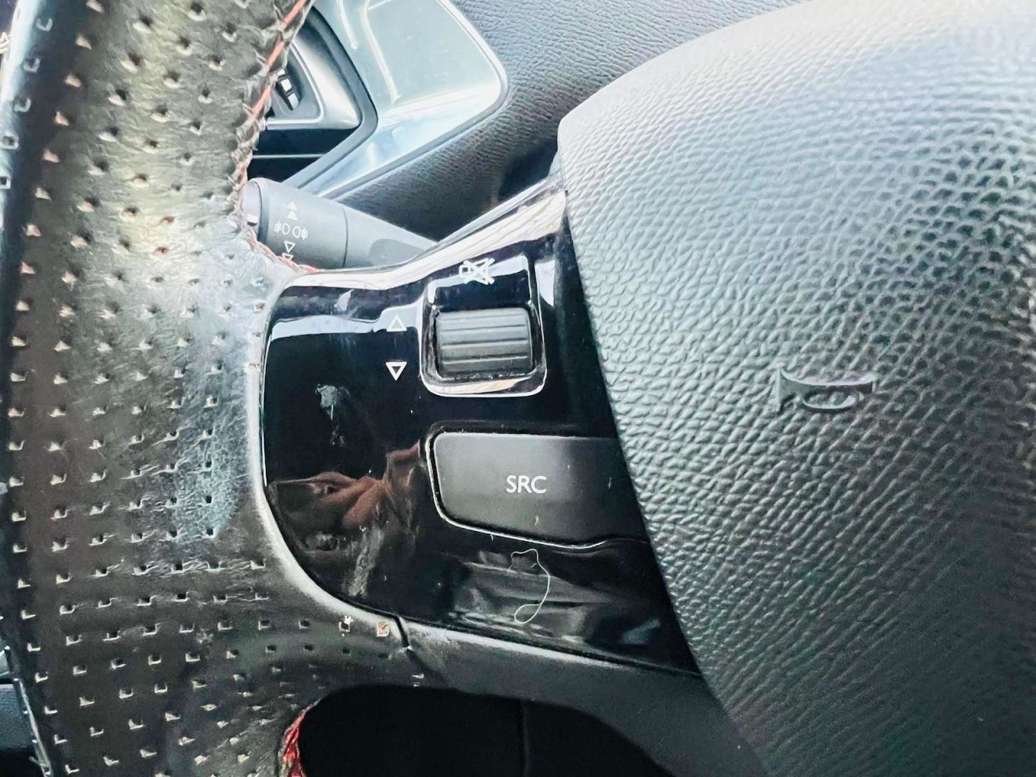 Used Peugeot 308 2015 for sale - 76363742: Photo 61