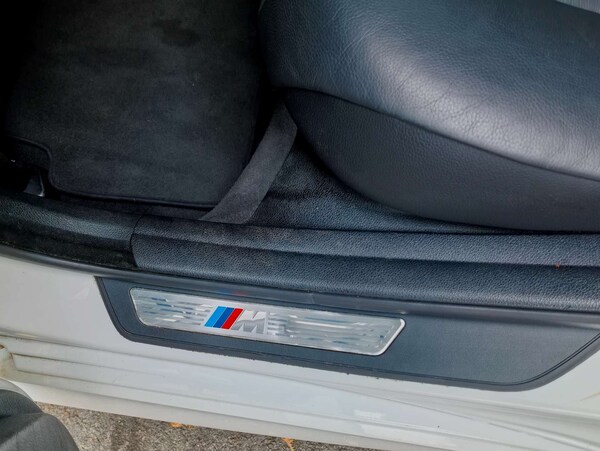 Used BMW 5 Series 2012 for sale - 74911575: Photo 30