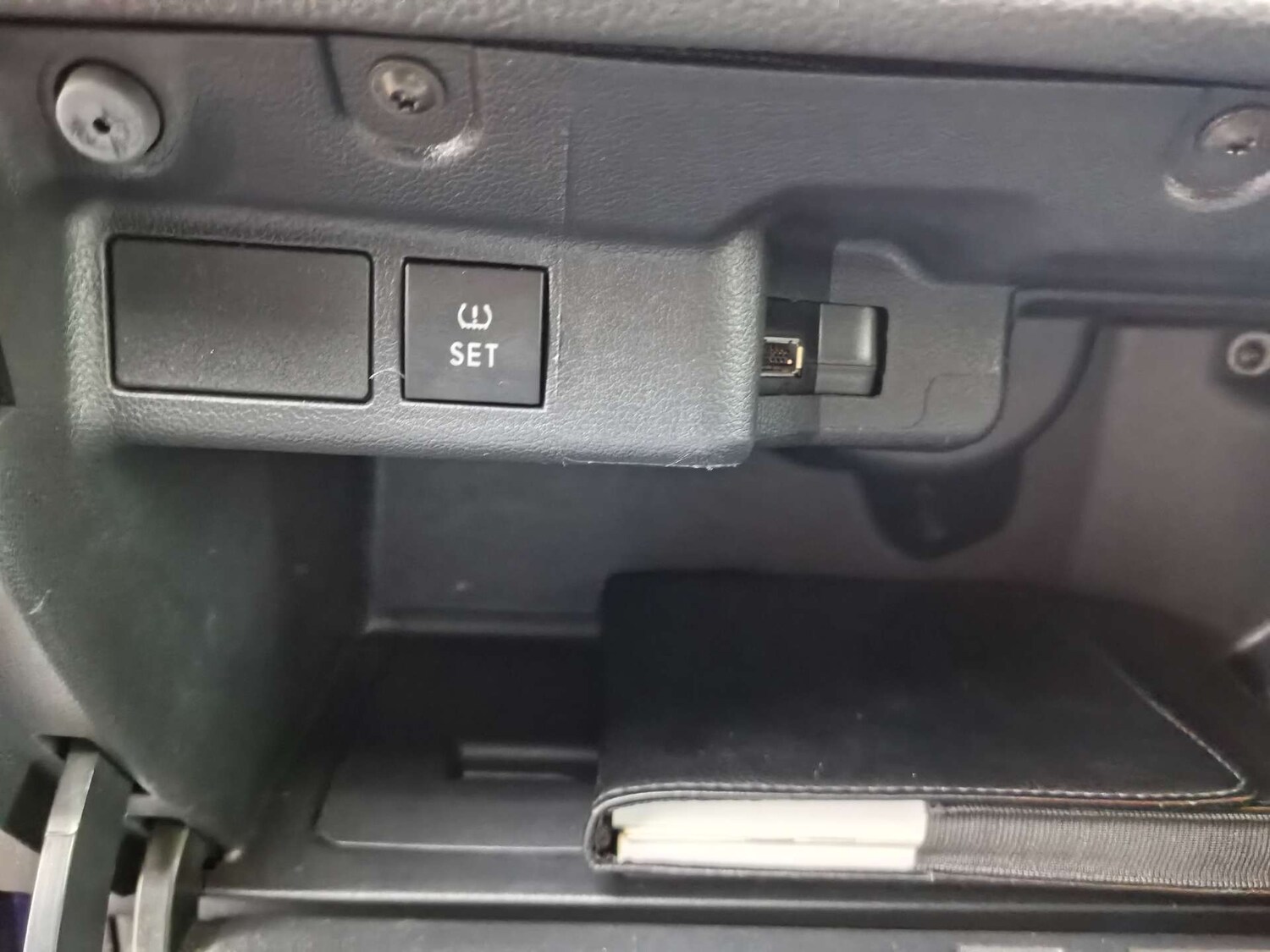 Used Volkswagen Polo 2013 for sale - 75910034: Photo 34