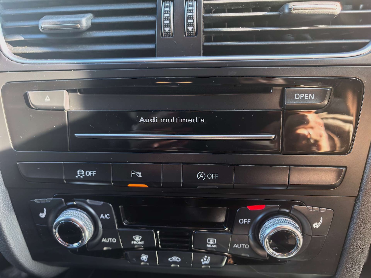 Used Audi A4 2015 for sale - 76602167: Photo 25