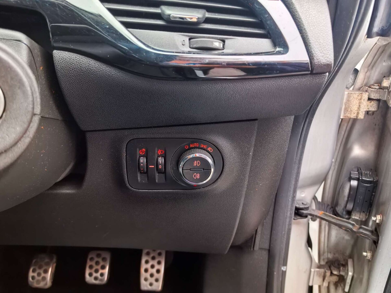 Used Vauxhall Corsa 2016 for sale - 77326081: Photo 48