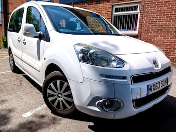 Used Peugeot Partner Tepee 2013 for sale - 78757146: Photo