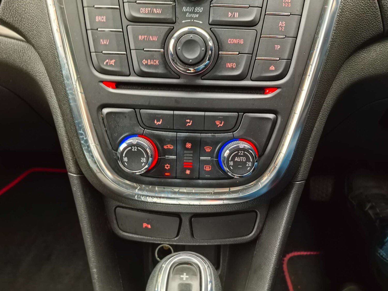 Used Vauxhall Mokka 2015 for sale - 76444305: Photo 63