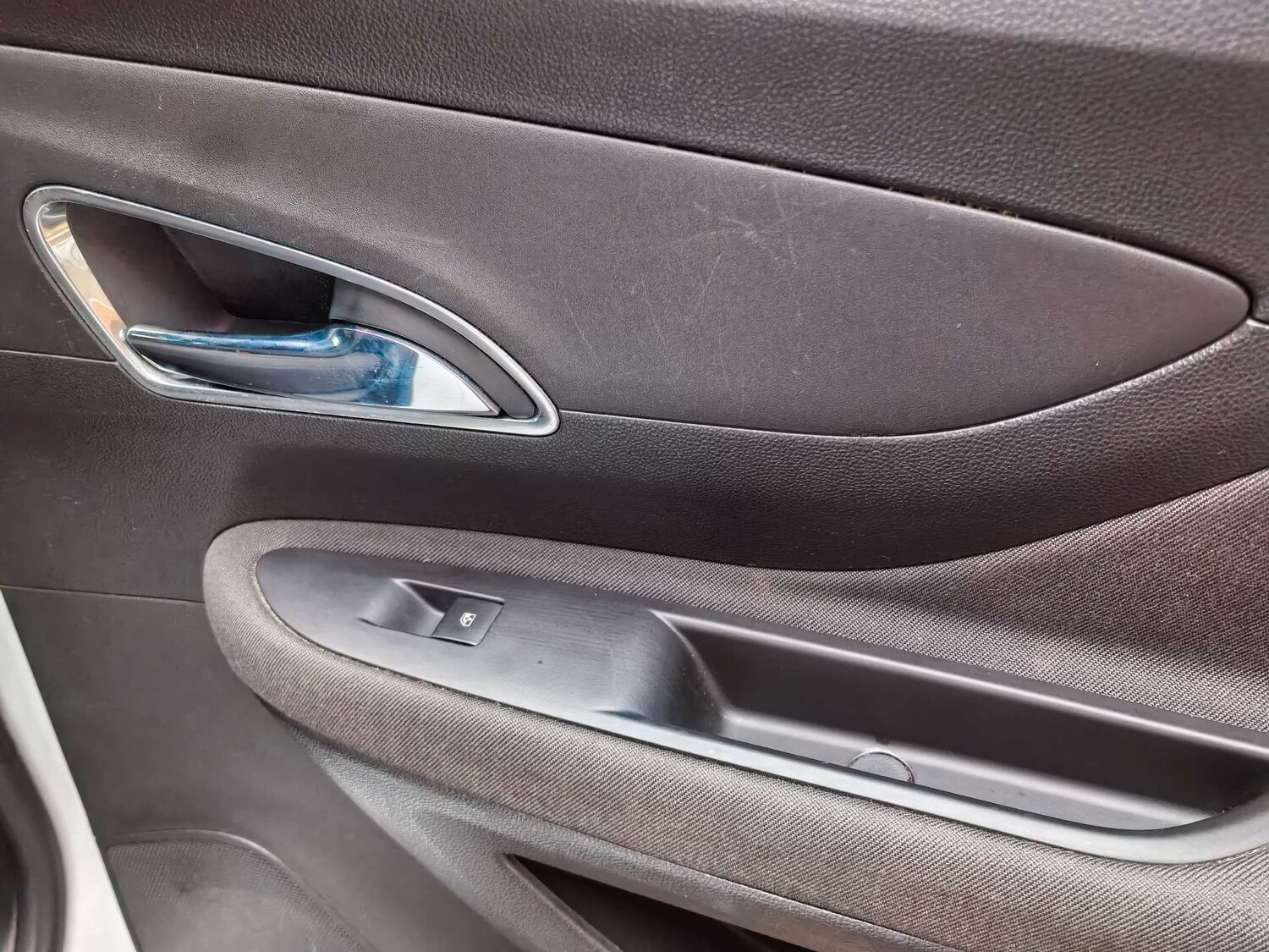 Used Vauxhall Mokka 2015 for sale - 76444305: Photo 81