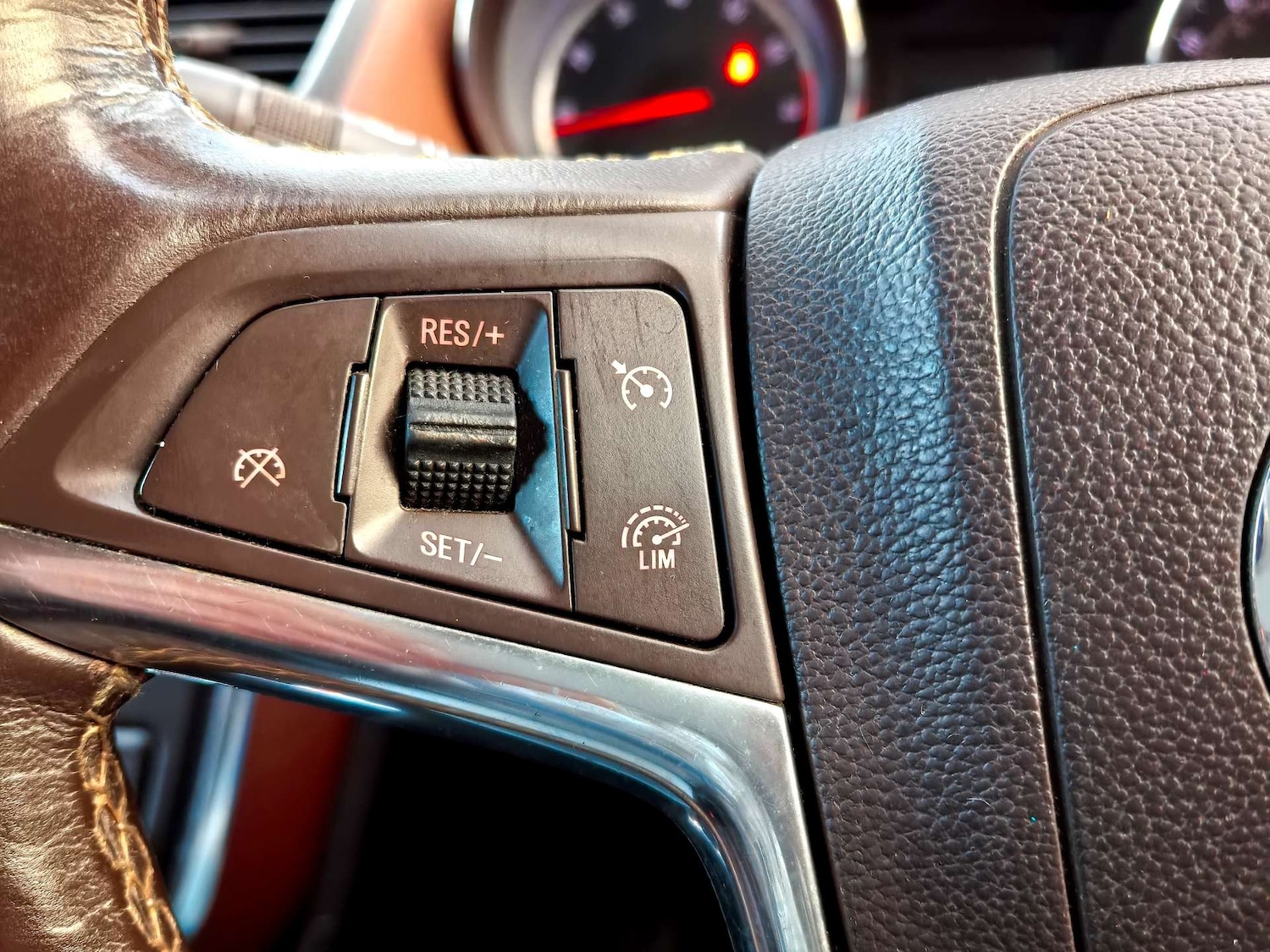 Used Vauxhall Mokka 2015 for sale - 76941048: Photo 26